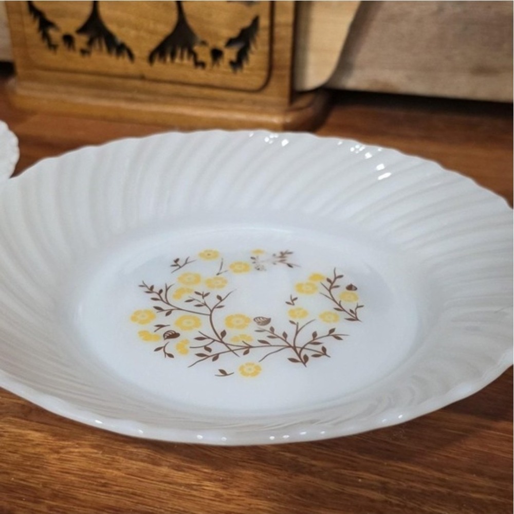 Vintage Termocrisa Milk‎ Glass Shallow Bowl Gold & Brown Floral Mexico White